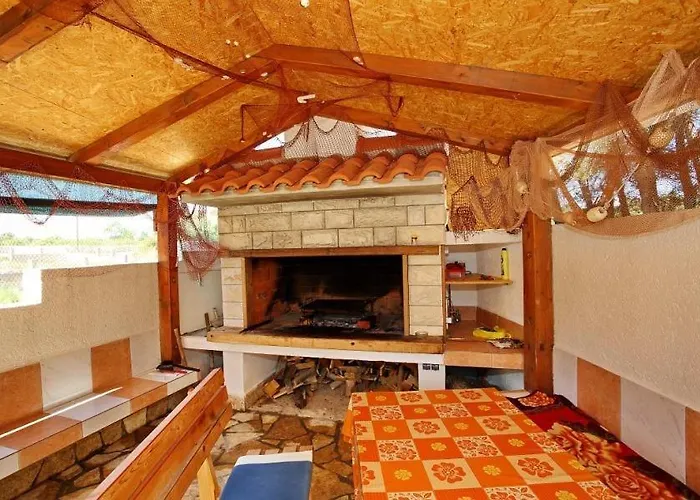 In With Balcony, Air Conditioning, Wi-fi Apartment