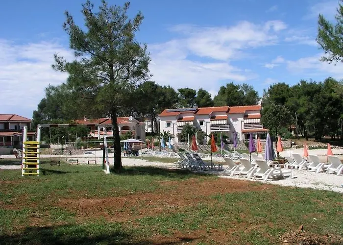 Apartment In With Balcony, Air Conditioning, Wi-fi Vir