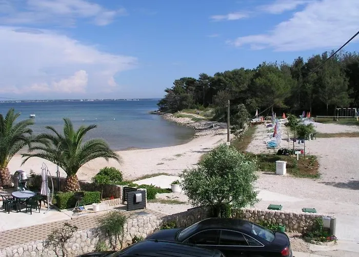 Apartment In With Balcony, Air Conditioning, Wi-fi *