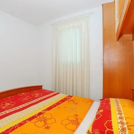 In With Balcony, Air Conditioning, Wi-fi Apartment