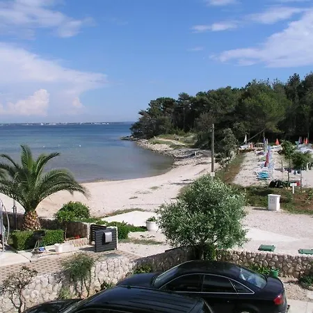 Apartment In With Balcony, Air Conditioning, Wi-fi *