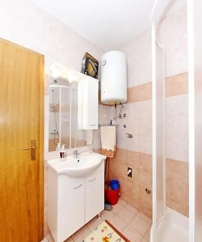 In With Balcony, Air Conditioning, Wi-fi *